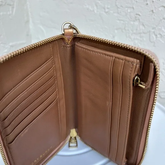 Tory Burch Marion Embosed Leather Zip Around Wallet Wristlet Rose Gold - Picture 3 of 8